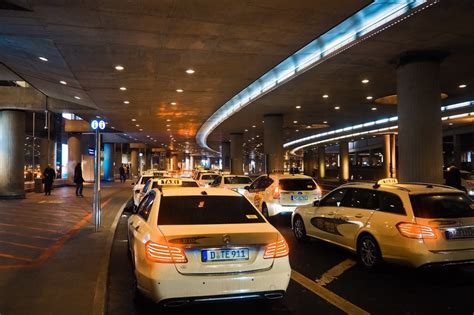 mozio taxi.